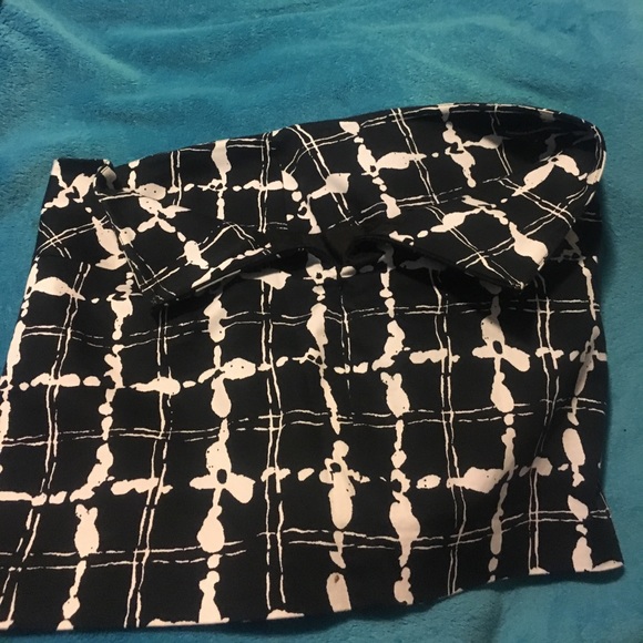 Express Pattern Mini Skirt - Picture 3 of 5